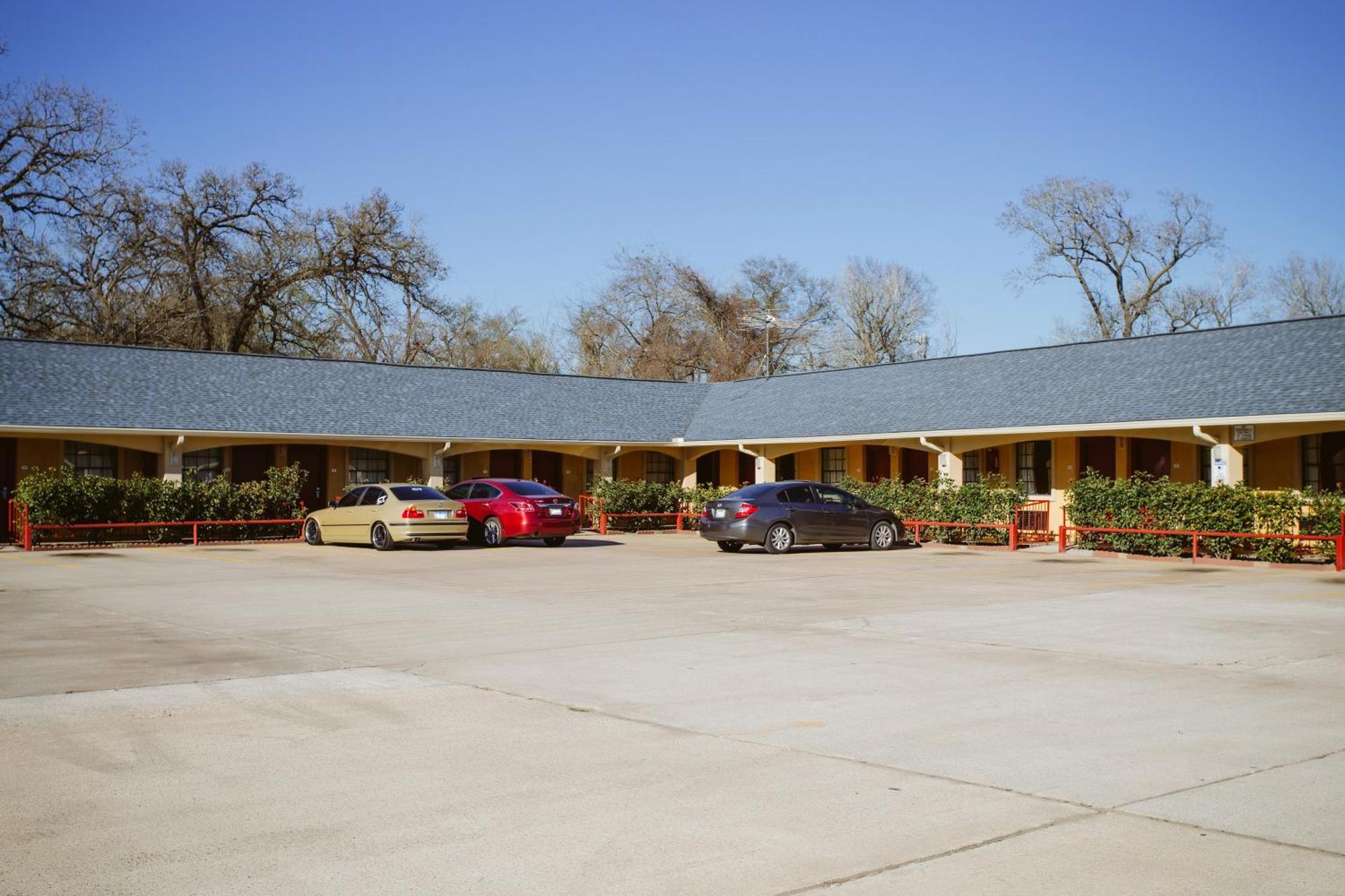 Regency Inn - Channelview Exterior photo